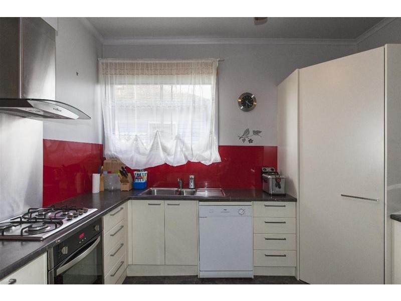 18 Vincent Street, Ararat VIC 3377