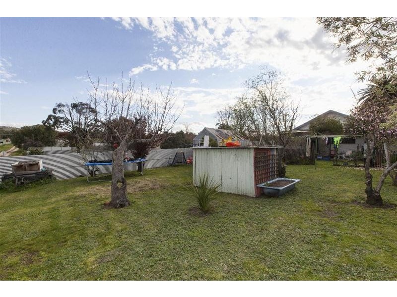 18 Vincent Street, Ararat VIC 3377