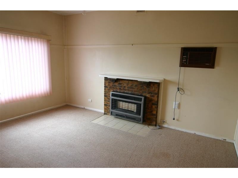 15 FLATTELY Street, Ararat VIC 3377