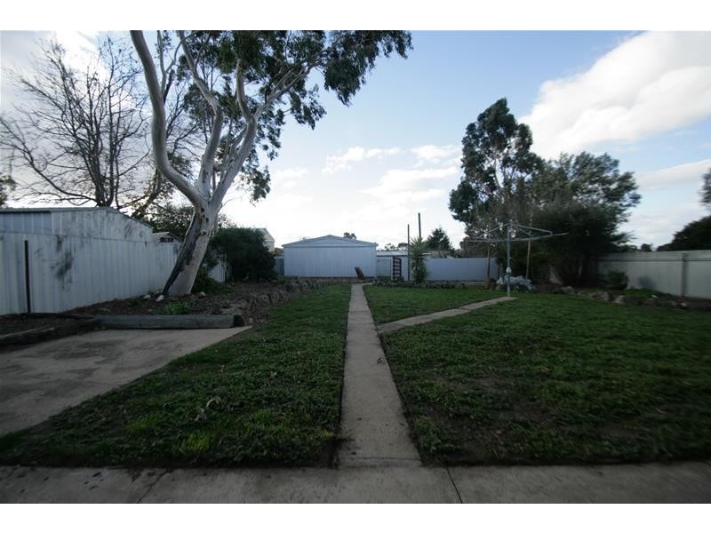 15 FLATTELY Street, Ararat VIC 3377