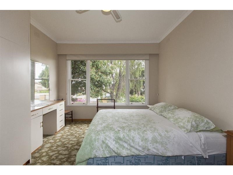 75 Banfield Street, Ararat VIC 3377