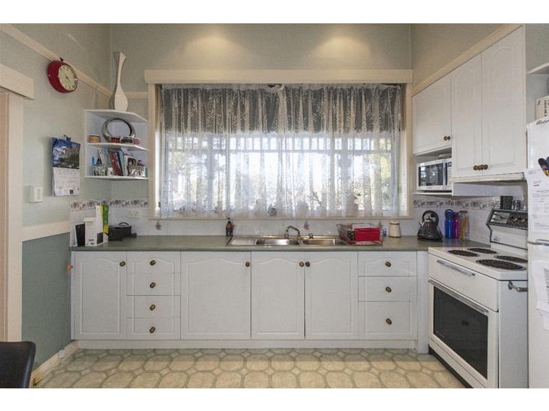 57 VIEWPOINT Street, Ararat VIC 3377