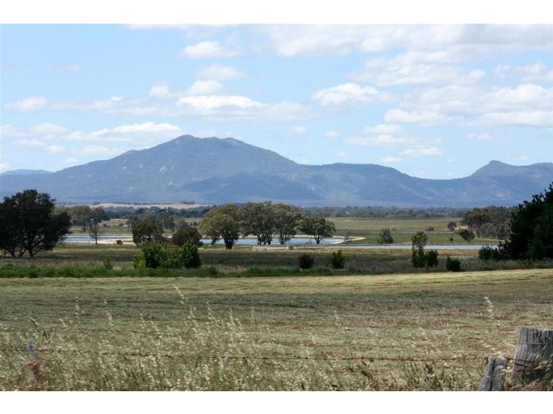 24 Packard Drive, Ararat VIC 3377