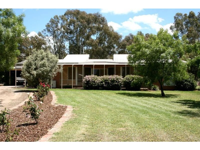 24 Packard Drive, Ararat VIC 3377