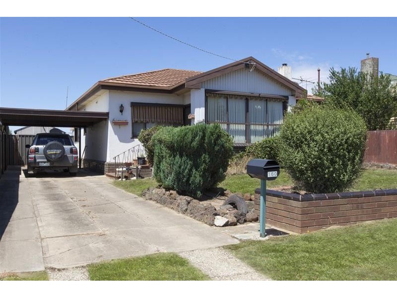 160 Moore Street, Ararat VIC 3377