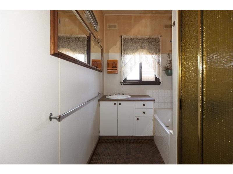 160 Moore Street, Ararat VIC 3377