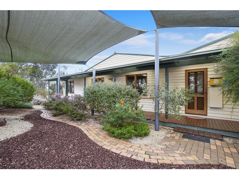 645 Panrock Reservoir Road, Black Range, Great Western VIC 3374