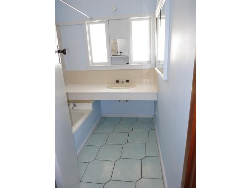 31 MONTGOMERY Street, Ararat VIC 3377