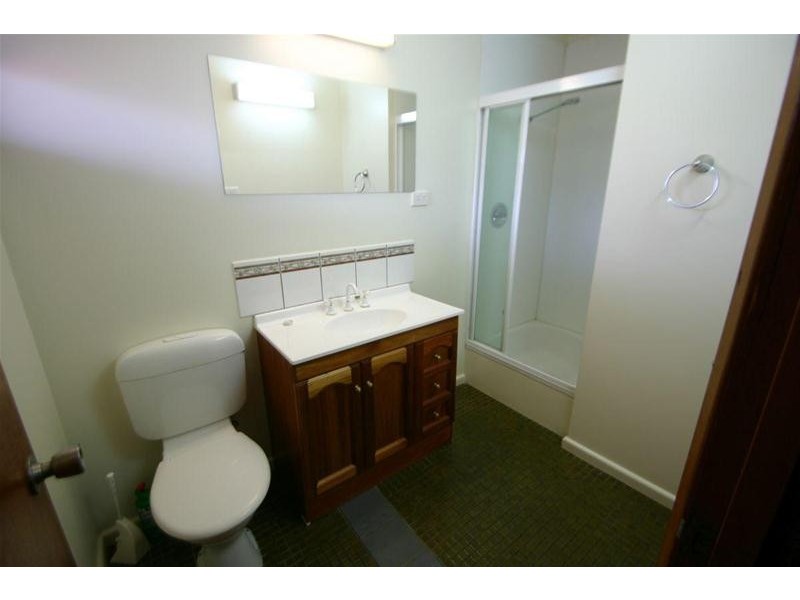 2/92 VINCENT Street, Ararat VIC 3377