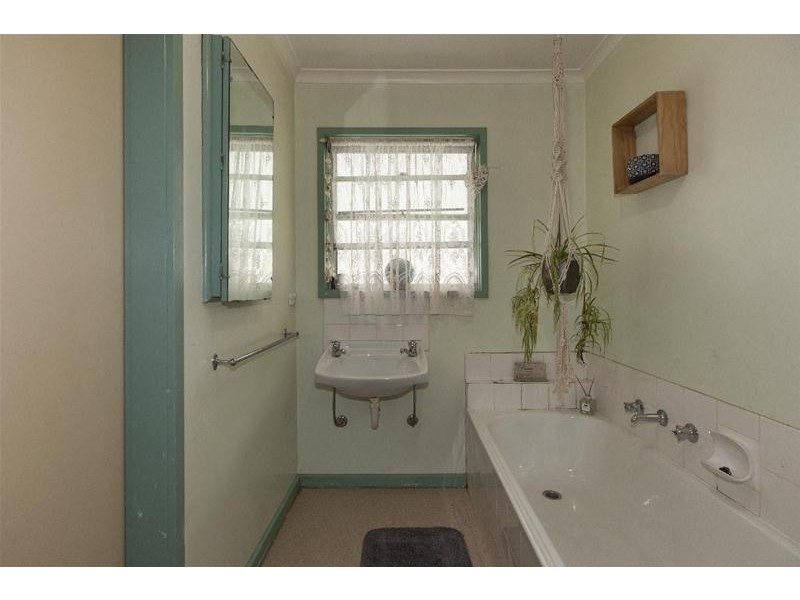 13 Grevillea Court, Ararat VIC 3377