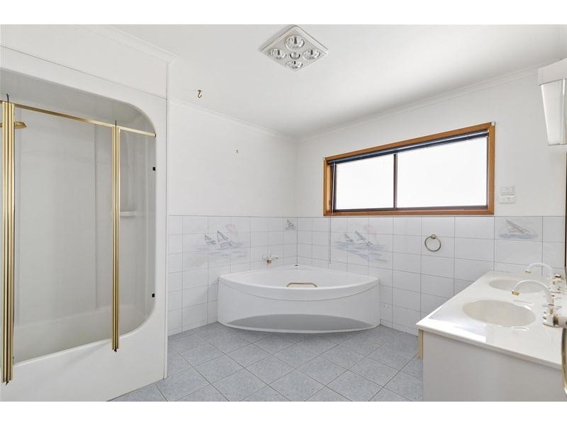 100 Cooper Street, Stawell VIC 3380