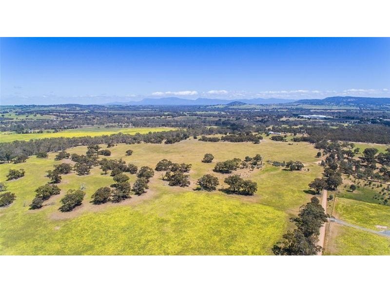 154 Wattle Gully Road, Great Western VIC 3374