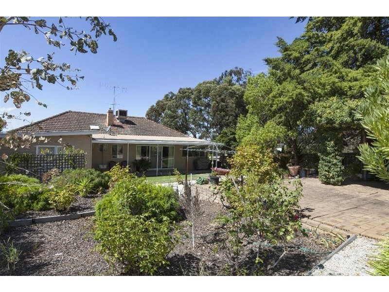 2 Brewster Road, Ararat VIC 3377