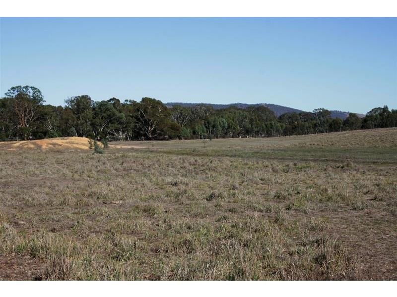 65 Noahs Ark Road, Ararat VIC 3377