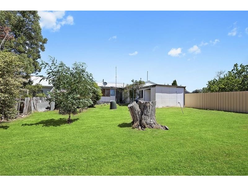 2 Clarke Street, Ararat VIC 3377
