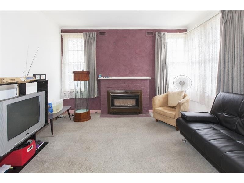 19 Montgomery Street, Ararat VIC 3377