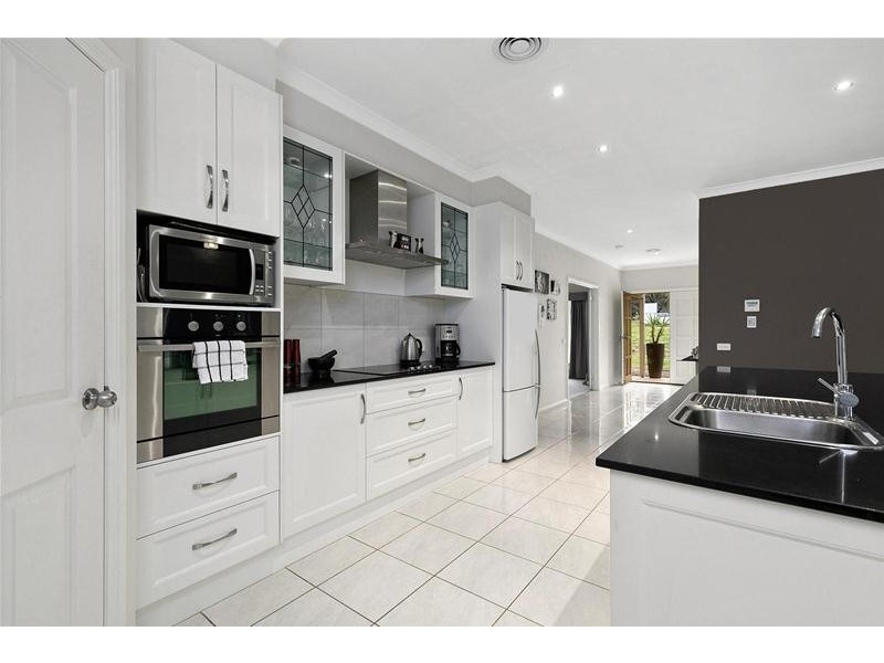 86 Picnic Road, Ararat VIC 3377