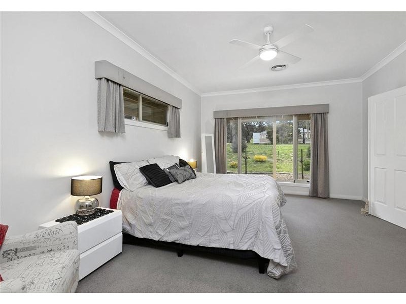 86 Picnic Road, Ararat VIC 3377