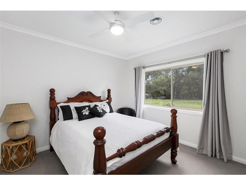 86 Picnic Road, Ararat VIC 3377