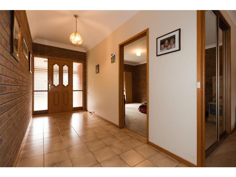 13 GOLFLINKS Road, Ararat VIC 3377