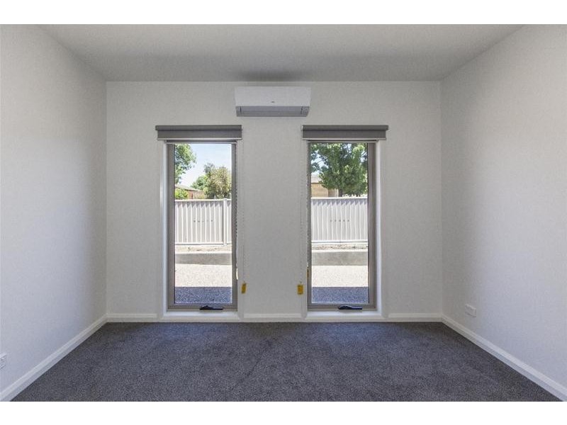 2/12 RUNDELL  Street, Ararat VIC 3377