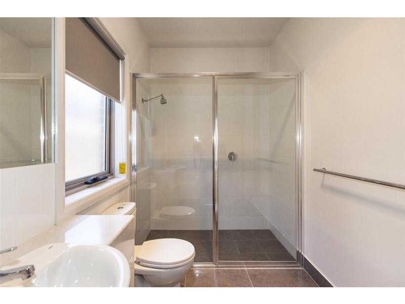 2/12 RUNDELL  Street, Ararat VIC 3377