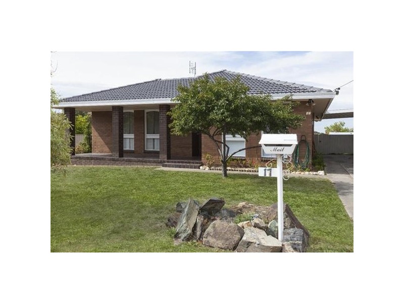 17 HIGH Street WEST, Ararat VIC 3377