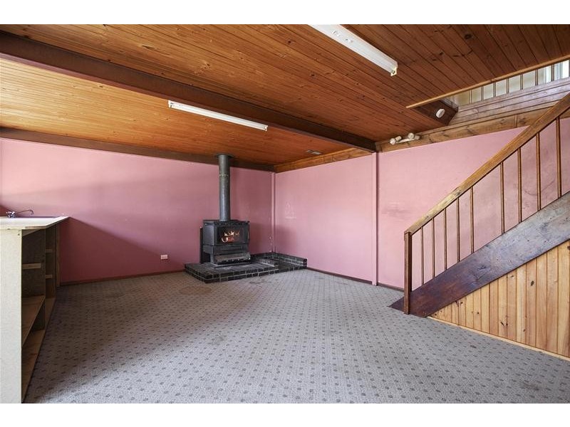 34 Cameron Road, Ararat VIC 3377