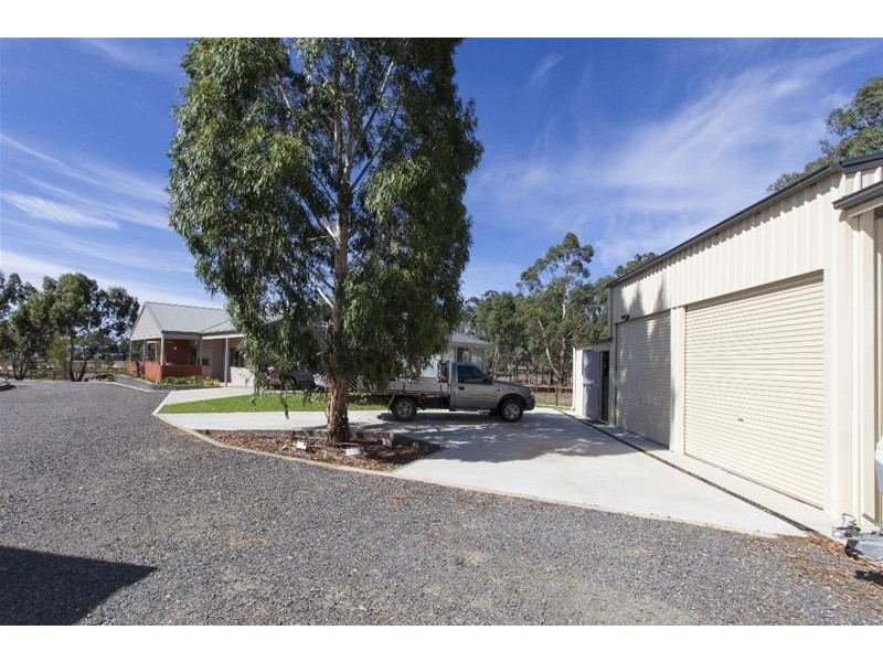 74 Tatyoon Road, Ararat VIC 3377
