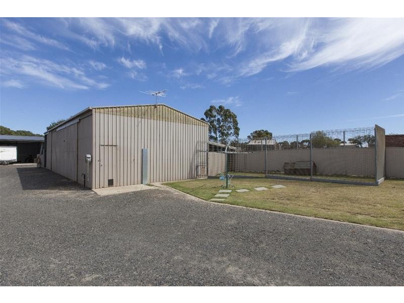 74 Tatyoon Road, Ararat VIC 3377
