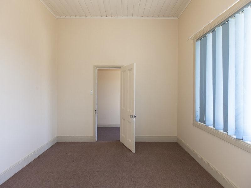 42 MCLELLAN Street, Ararat VIC 3377