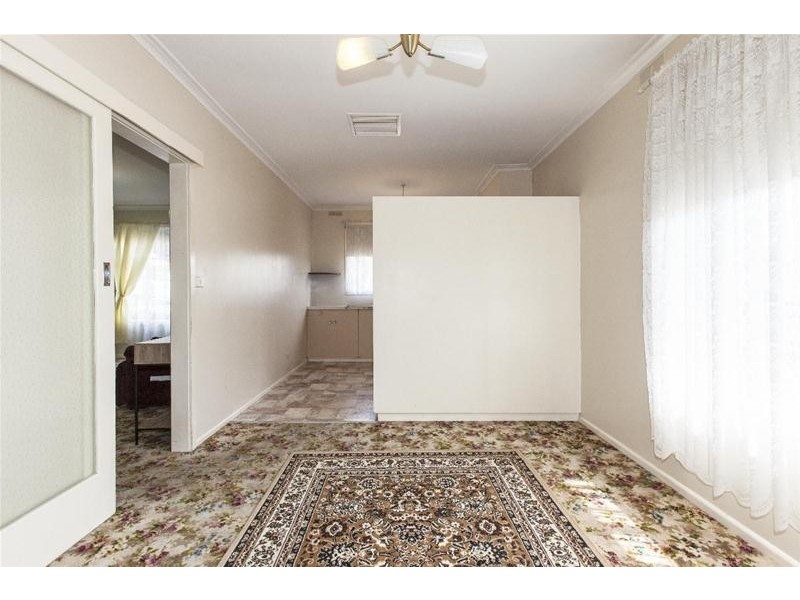 24 GEORGE Road, Ararat VIC 3377