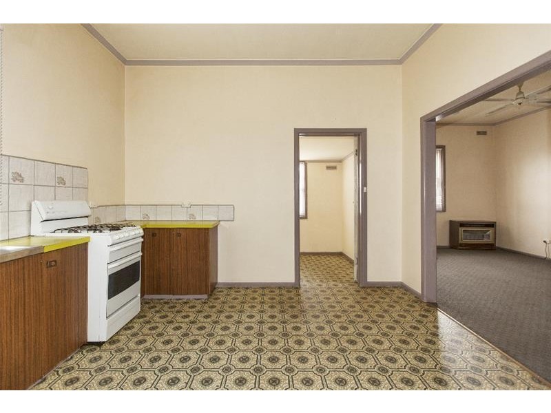 10 SMITH Street, Ararat VIC 3377