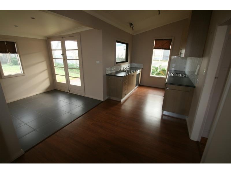 33 MAUDE Street, Ararat VIC 3377