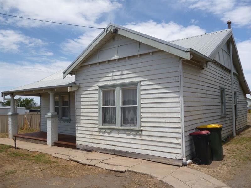 120 HIGH Street, Ararat VIC 3377