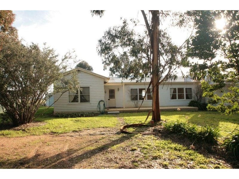 MUIRHEAD Road, Willaura VIC 3379