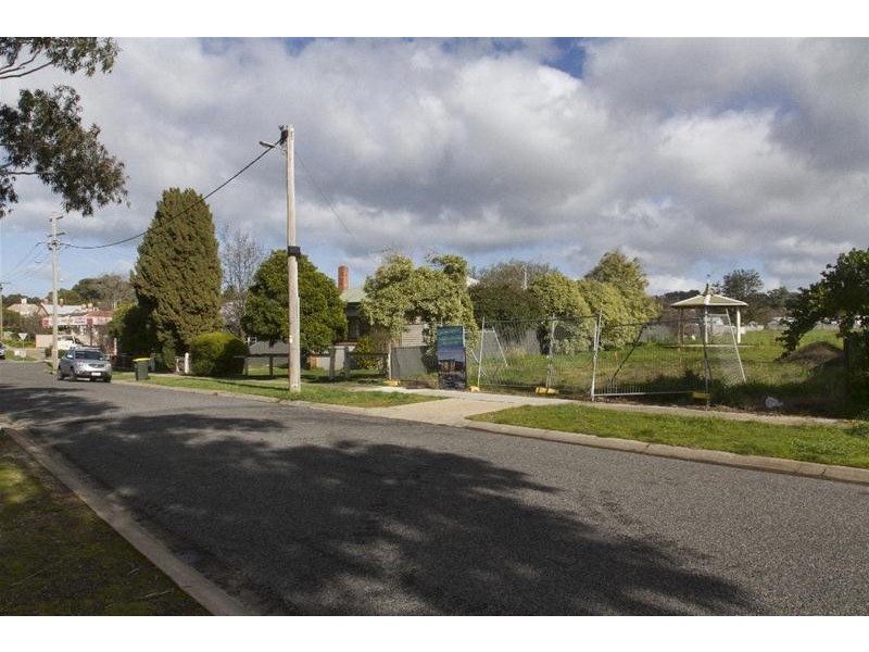 6 Port Fairy Road, Ararat VIC 3377