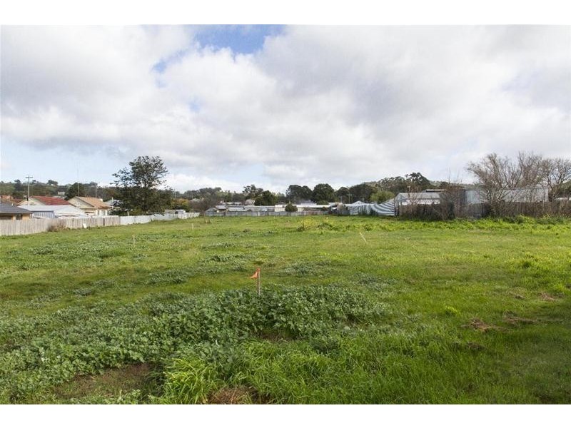 6 Port Fairy Road, Ararat VIC 3377