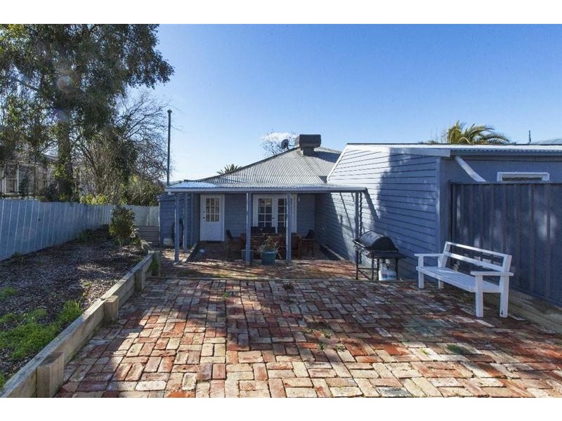 37 Lambert Street, Ararat VIC 3377