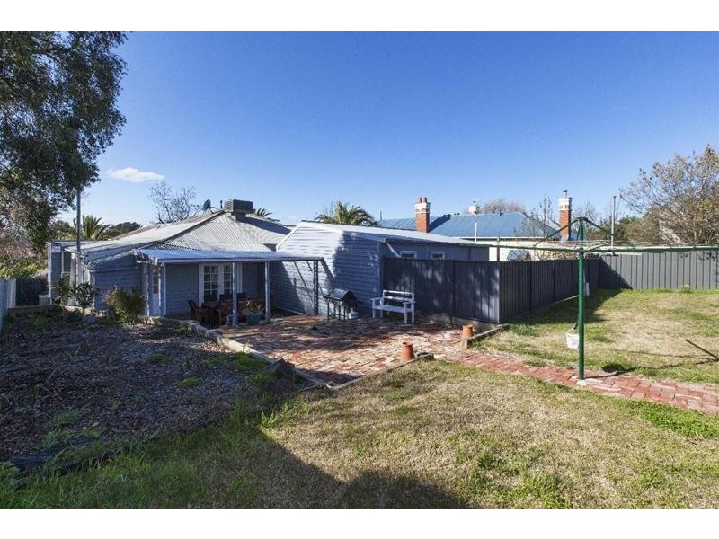 37 Lambert Street, Ararat VIC 3377