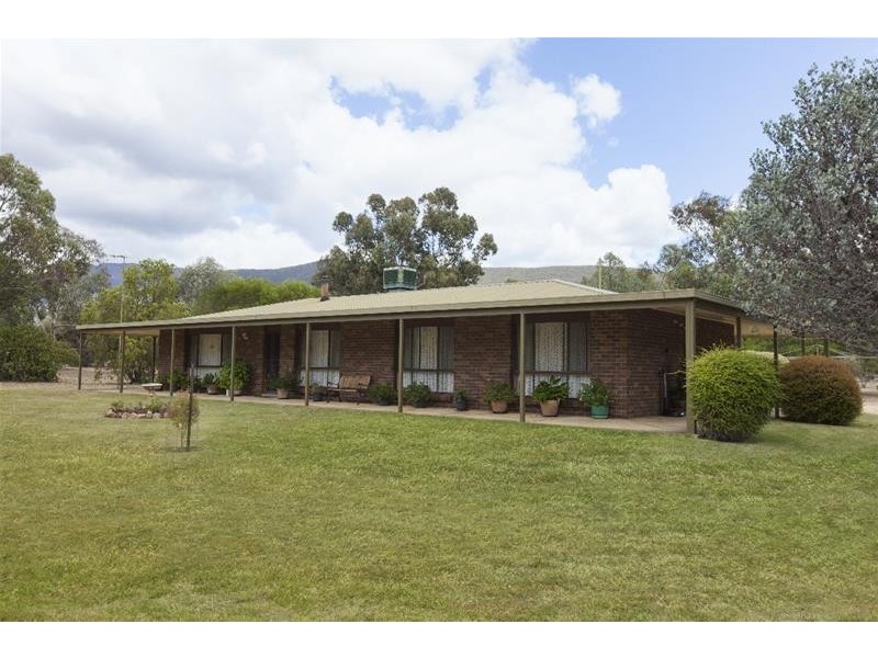 18 Waterhole Road, Pomonal VIC 3381