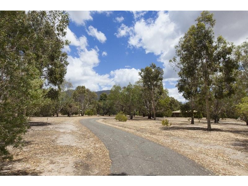 18 Waterhole Road, Pomonal VIC 3381