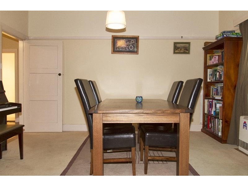 8 Vincent Street, Ararat VIC 3377