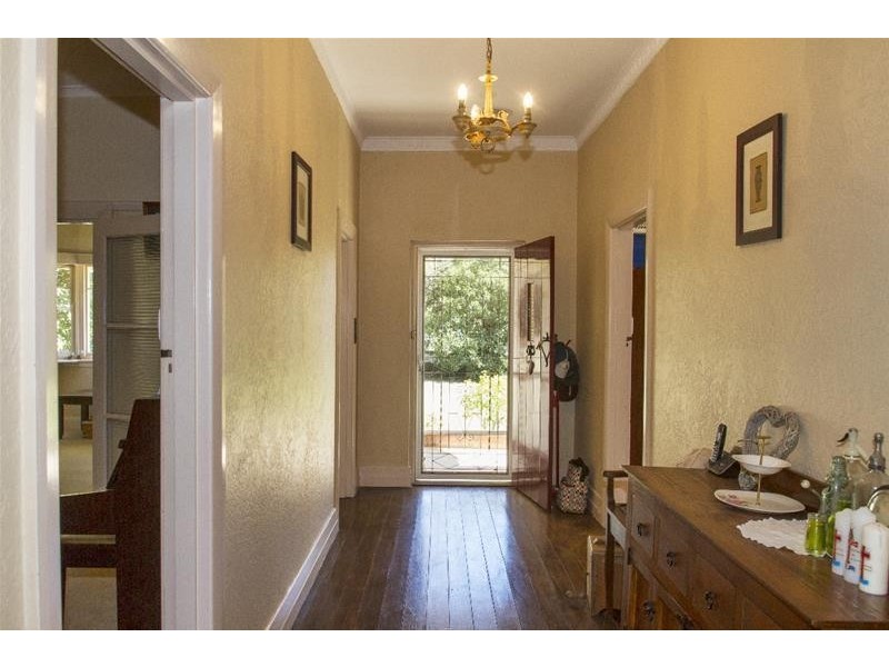 8 Vincent Street, Ararat VIC 3377