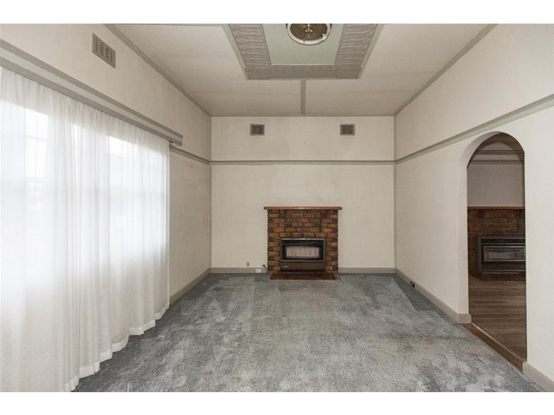 58 Girdlestone Street, Ararat VIC 3377