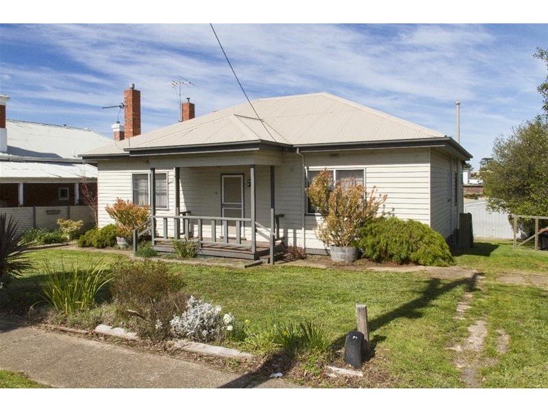 58 Girdlestone Street, Ararat VIC 3377