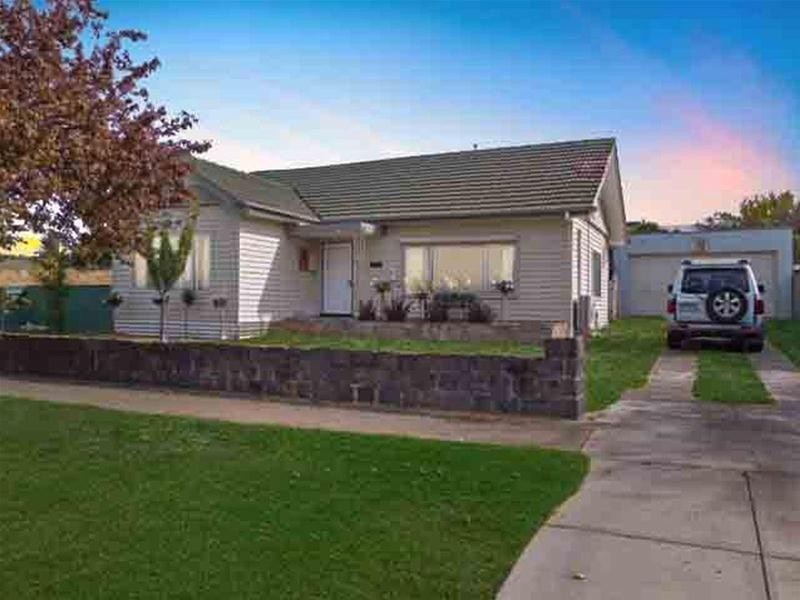 28 QUEEN STREET SOUTH, Ararat VIC 3377