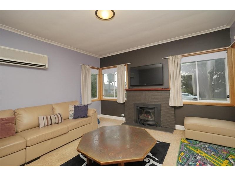 43 Banfield Street, Ararat VIC 3377