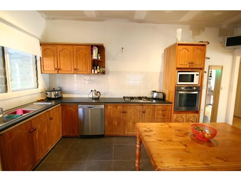 9 LAMBERT Street, Ararat VIC 3377