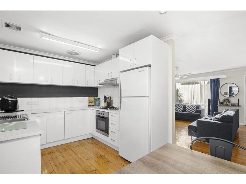 15 Best Street, Ararat VIC 3377